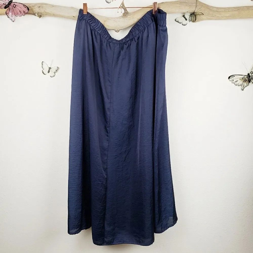 Lane Bryant flowy navy maxi skirt